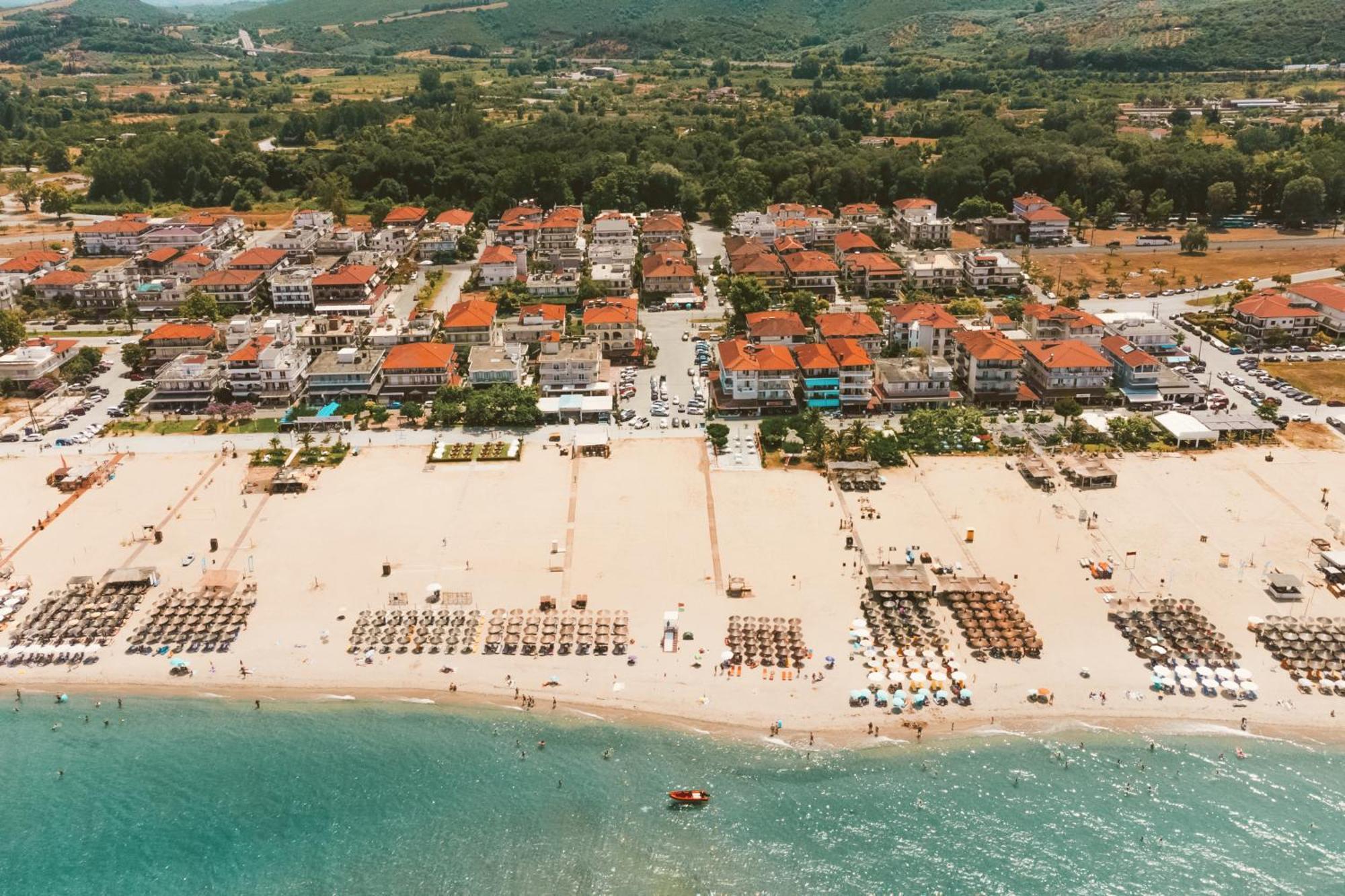 Mystery Suites And Apartments Neoi Poroi Exterior photo